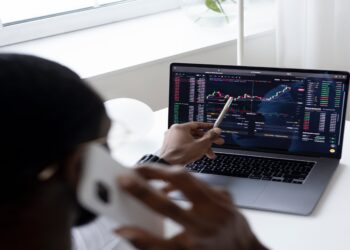 A Beginner's Guide to Stock Market Investing: Essential Tips to Kickstart Your Journey