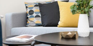 Crafting a Cozy Space: Home Decor Tips for Comfort
