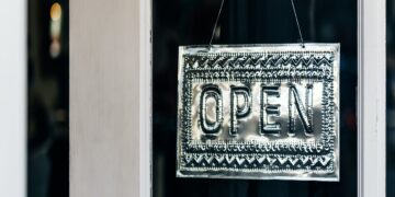 Navigating the Changing Economic Landscape: A Survival Guide for Small Businesses