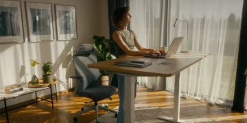 Desktronic: Ergonomische Lösungen für ein besseres Arbeiten