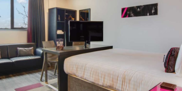 What Makes Roomzzz Special in UK Accommodation