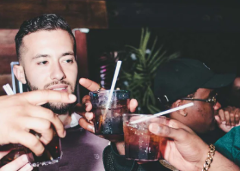 What Makes The Bottle Club Stand Out for Online Drinks Shopping